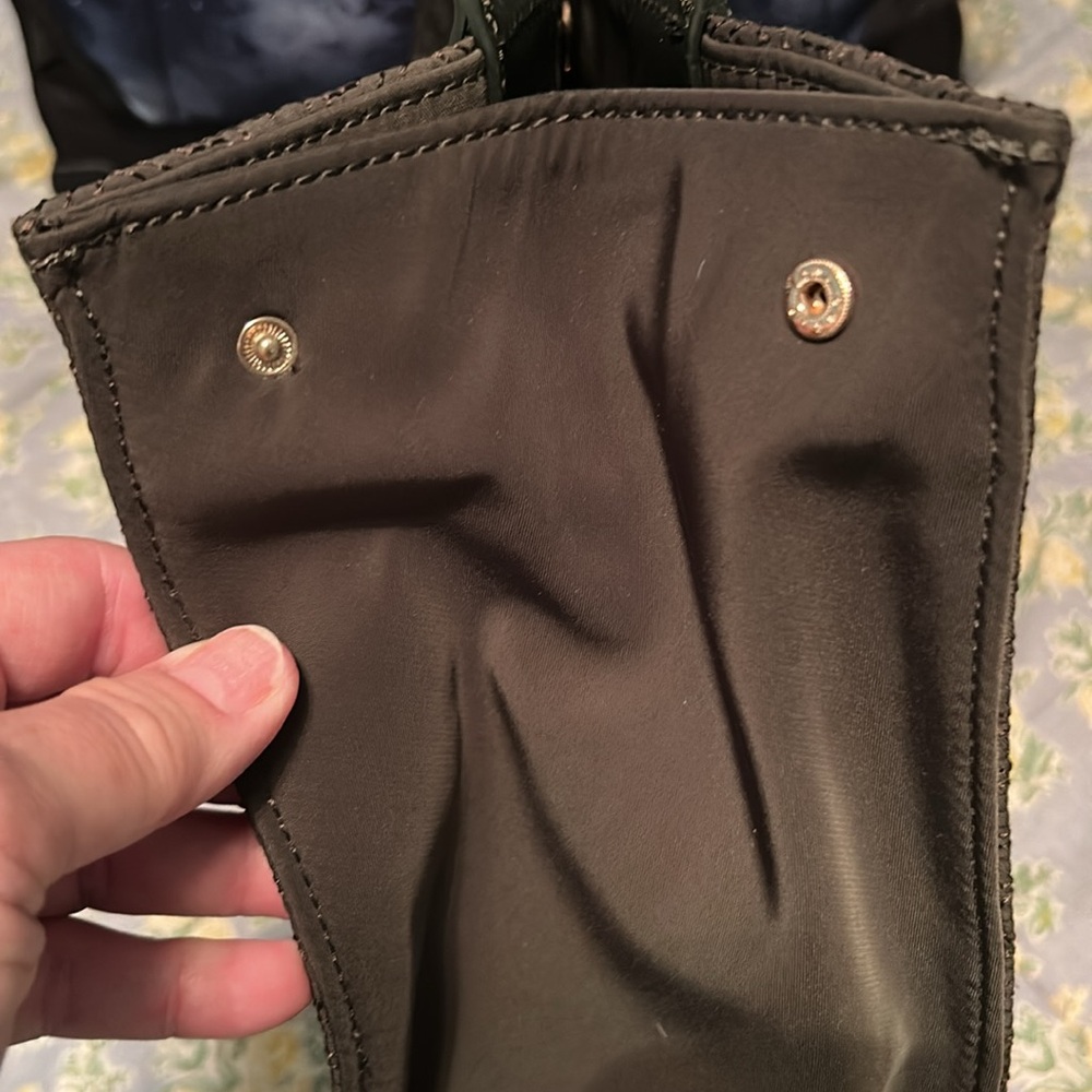 Tory Burch Ella Tote - Picture 9 of 14